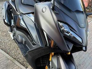YAMAHA TMAX TECHMAX 560