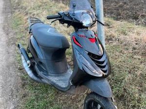 PIAGGIO ZIP 172 CC TE KOOP/TE RUIL /SP VORK — SCOOTERS | PIAGGIO — MARKTPLAATS