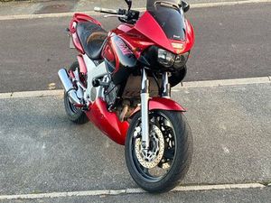 YAMAHA TDM 850