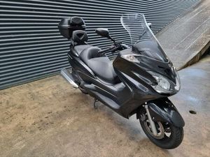 YAMAHA MAJESTY 400 POUCOS KLMS VILA REAL (NOSSA SENHORA DA CONCEIÇÃO, SÃO PEDRO E SÃO DINIS)