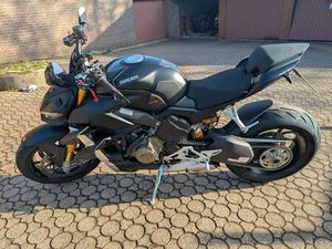 DUCATI STREETFIGHTER V4S