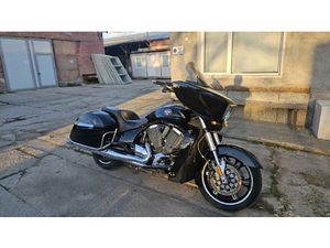 VICTORY CROSS COUNTRY →