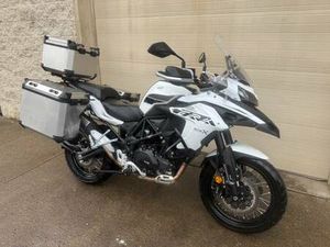 2022 BENELLI TRK 520X ADVENTURE BIKE - 2K MILES - ALUMINUM PANNIERS