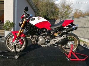 DUCATI MONSTER 1100 S