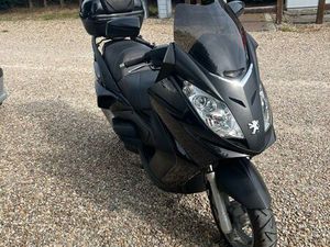VENDS SCOOTER 125 CC