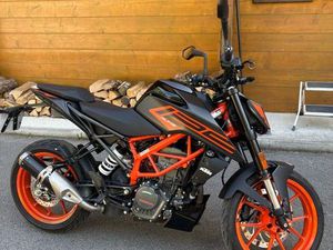 KTM 125 DUKE 2022