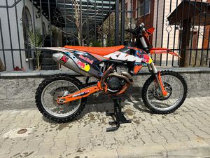 KTM SX-F →