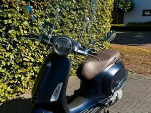PIAGGO VESPA PRIMAVERA 50 MAT DONKERBLAUW — SCOOTERS | VESPA — MARKTPLAATS