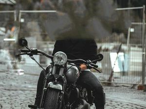HARLEY-DAVIDSON DYNA STREET BOB