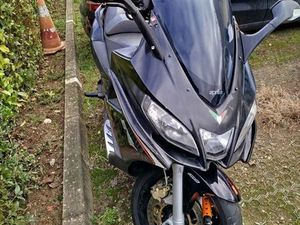 SRV 850 APRILIA 2016