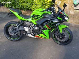 KAWASAKI NINJA 650 DE 2023