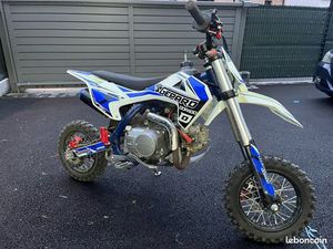 MOTO 110 CC 4T NITRO GUEPARD DORADO