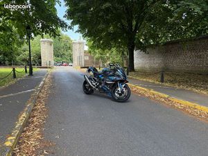 S1000RR