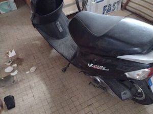 SCOOTER PEUGEOT V-CLIC