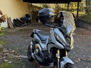 HONDA X-ADV 750 DCT - MODELL 2022 GRAU