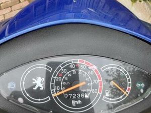 PEUGEOT V-CLIC — SCOOTERS | PEUGEOT — MARKTPLAATS