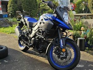 SUZUKI V-STROM 1000 XT - REISEFERTIG