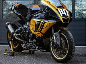 YAMAHA R1 2020 PISTE