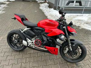 DUCATI STREETFIGHTER V2