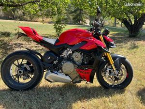 DUCATI STREETFIGHTER V4S 2024