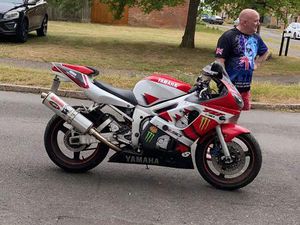 YAMAHA R6 600 SUPER SPORTS PETROL MANUAL (118 HP)