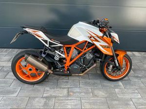 KTM SUPERDUKE 1290R