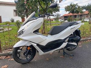 HONDA PCX125 C/ GARANTIA DE FABRICA ( RESERVADA ) VILA VERDE E BARBUDO