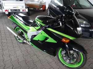 KAWASAKI ZZR 1100