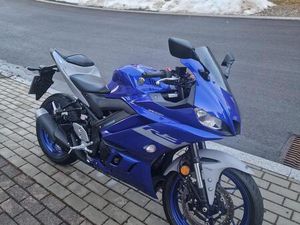 YAMAHA R3 | EZ 05/2020 | TOP ZUSTAND |