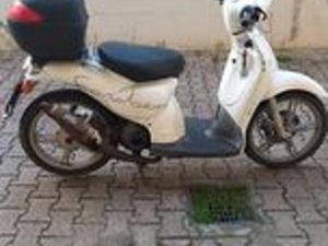 APRILIA SCARABEO 50 - 2009