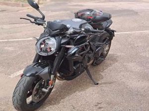 MV AGUSTA BRUTALE 800 RR