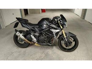 VEND SUZUKI GSR 750 ABS