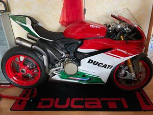 DUCATI PANIGALE 1299 R FINAL EDITION NEUFAHRZEUG MIT TZ #94