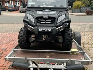 CF MOTOR 800 UFORCE TOP MIT KABINE UND SCHNEESCHILD