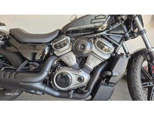 ② HARLEY DAVIDSON NIGHTSTER 975