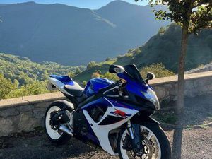 GSXR 600 K7