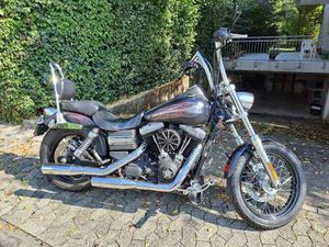 HARLEY-DAVIDSON DYNA STREET BOB