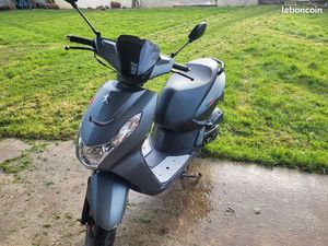 SCOOTER 50 CC PEUGEOT RS KISBEE