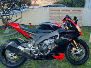 APRILIA 1000 RSV4 FACTORY