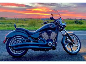 2013 VICTORY VEGAS 8-BALL