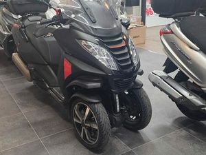 SCOOTER PEUGEOT METROPOLIS 400 RXR REVISÉ AVEC TOP CASE GARANTI 1 AN