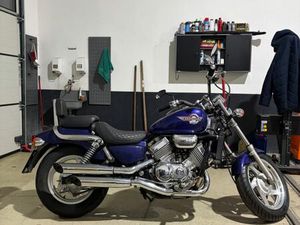 HONDA MAGNA 750 C RC43