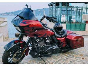 HARLEY-DAVIDSON ROAD GLIDE 107 HARD CANDY CUSTOM RARISSIMA !!! ROSSO