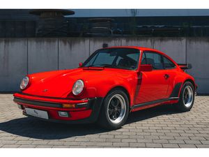 PORSCHE 911 1984 PORSCHE 911 CARRERA 3.2 'WTL'