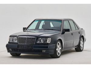 MERCEDES CLASSE E E 500 1994 MERCEDES-BENZ (W124) E500 LIMITED