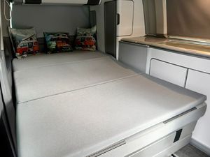 VOLKSWAGEN CALIFORNIA T5