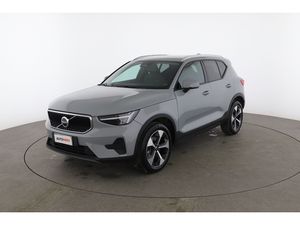 VOLVO XC40 B4 2.0 B4