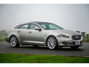 JAGUAR XJ 2012 JAGUAR XJ PREMIUM LUXURY - 22,292 MILES - VAT Q