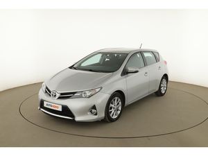 TOYOTA AURIS 2.0 D-4D DYNAMIC