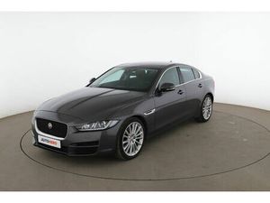 JAGUAR XE 2.0D PORTFOLIO AUTO